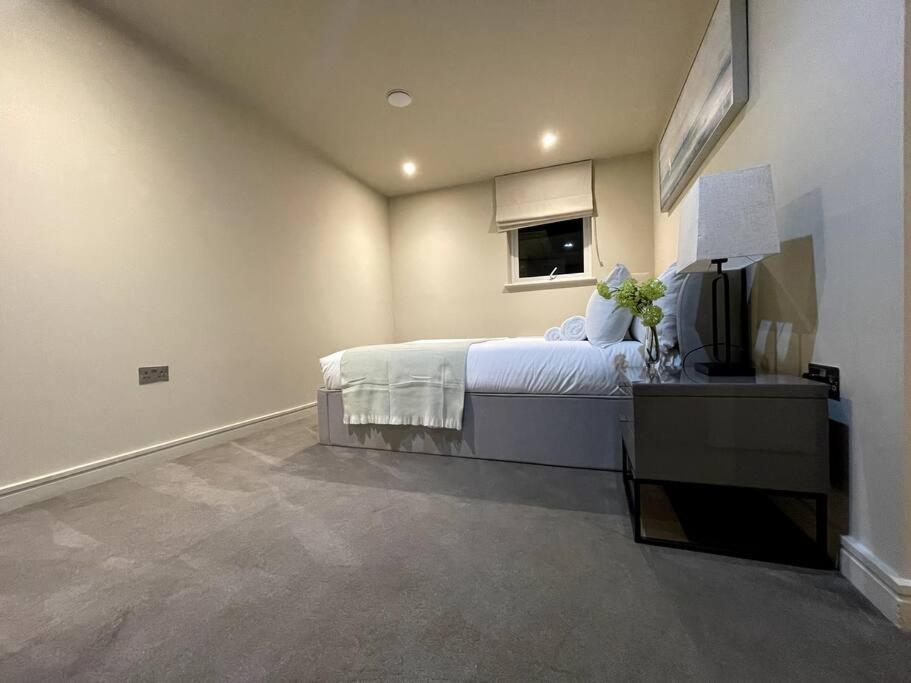 2Br Urban Vista Retreat Chcl F7 Apartment Чигуел Екстериор снимка