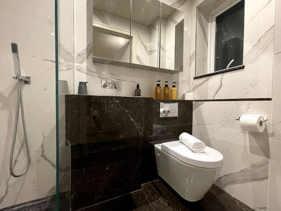 2Br Urban Vista Retreat Chcl F7 Apartment Чигуел Екстериор снимка